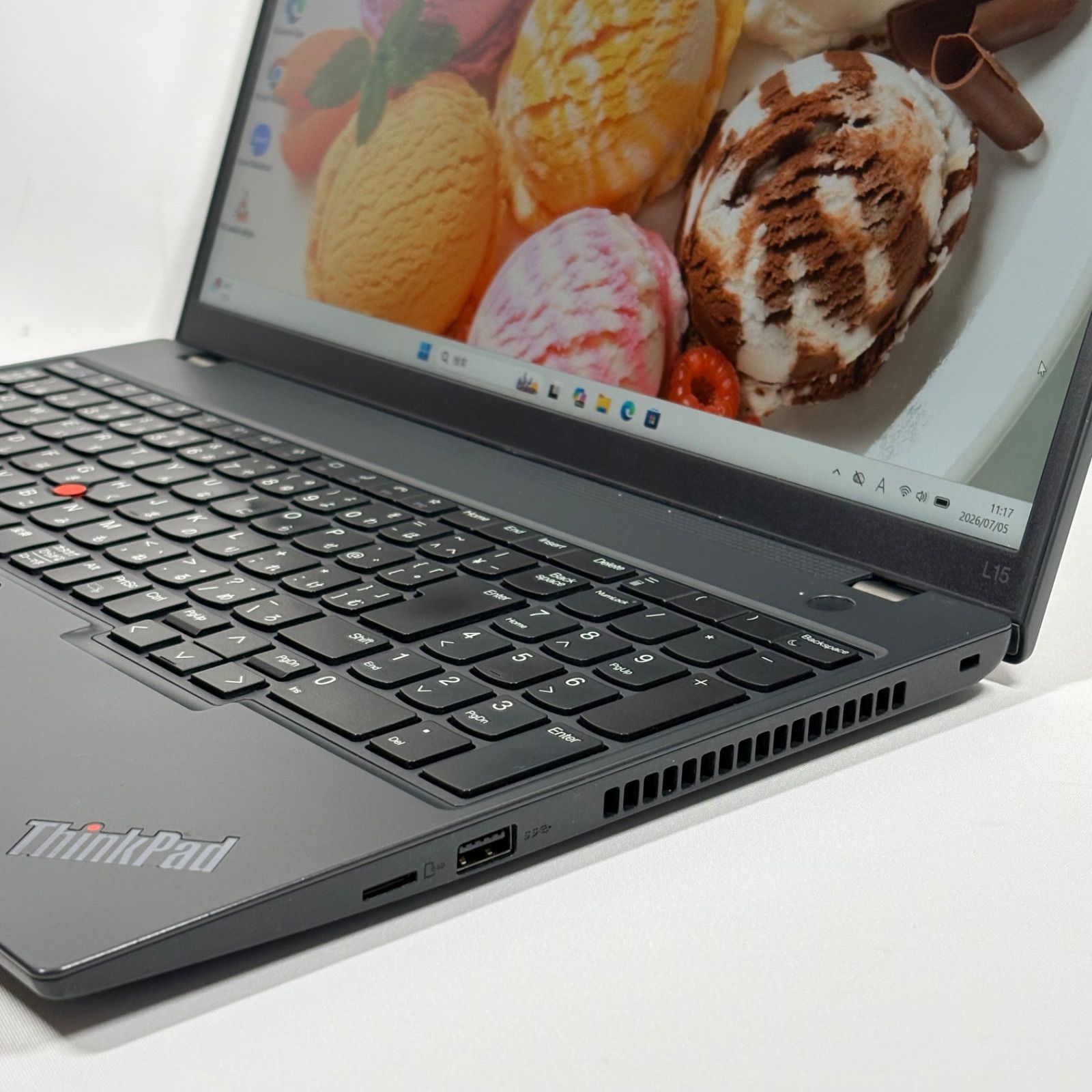 Lenovoノートパソコン Core i3/8GB/新品SSD/Win11 Lenovo Core i3 SSD256GB Win11ノートPC - メルカリ