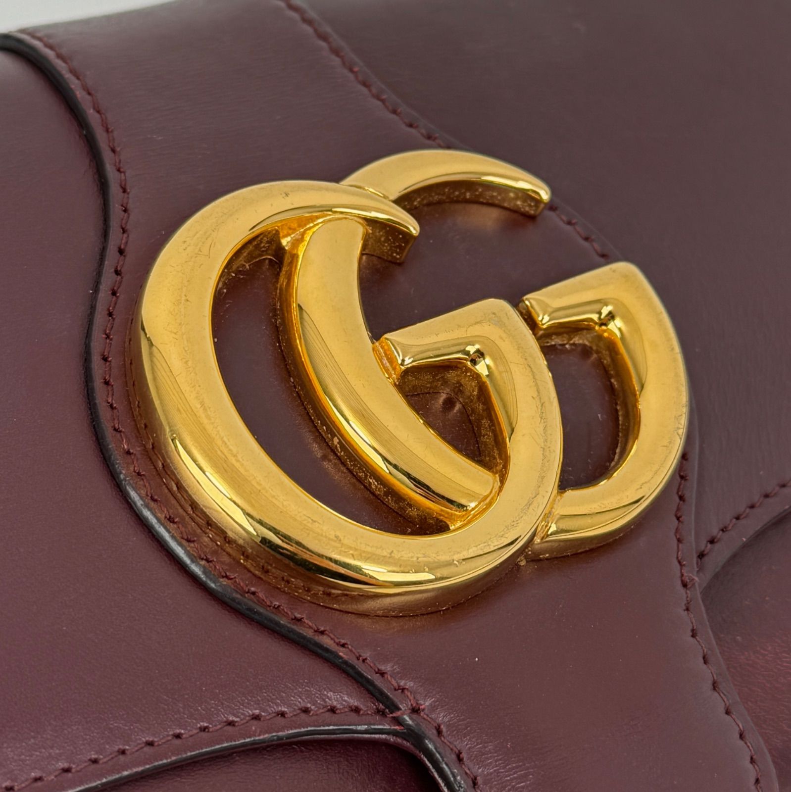 GUCCI グッチ アリー GGマーモント ショルダーバッグ レザー ボルドー