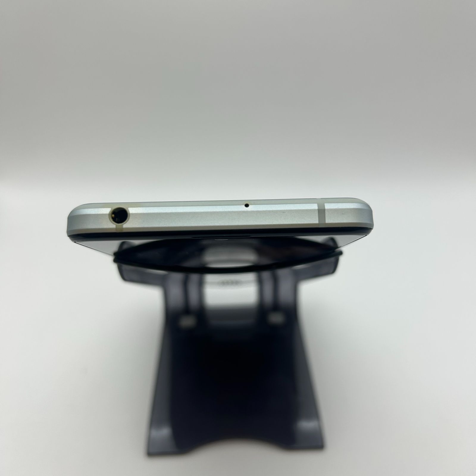 AQUOS sense5G 64GB SIMロック解除済 中古 - メルカリ