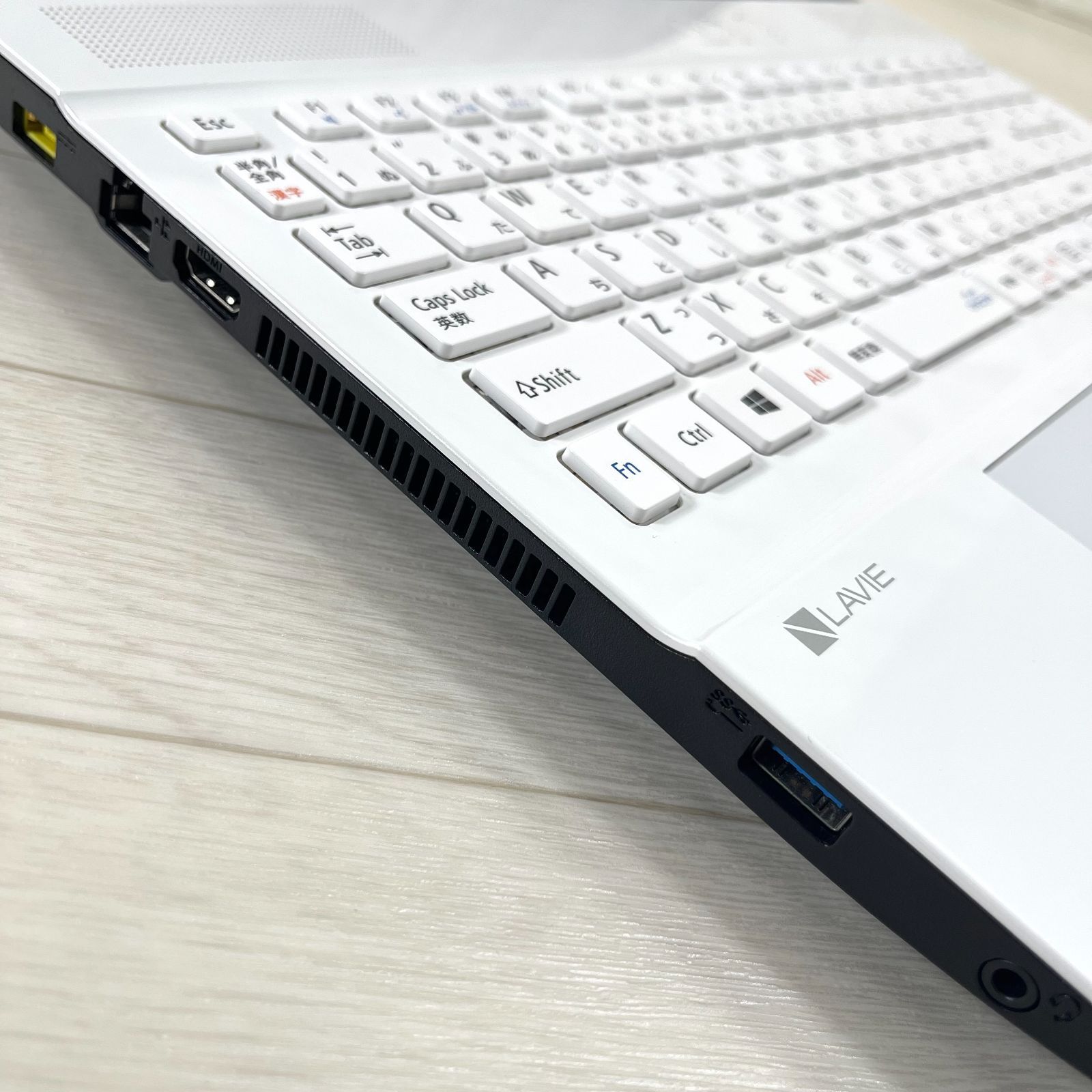 人気ホワイトLavie 新品SSD512GB/ win11 ノートPC NEC LAVIE i7/SSD512GB/Win11ノートPC - メルカリ