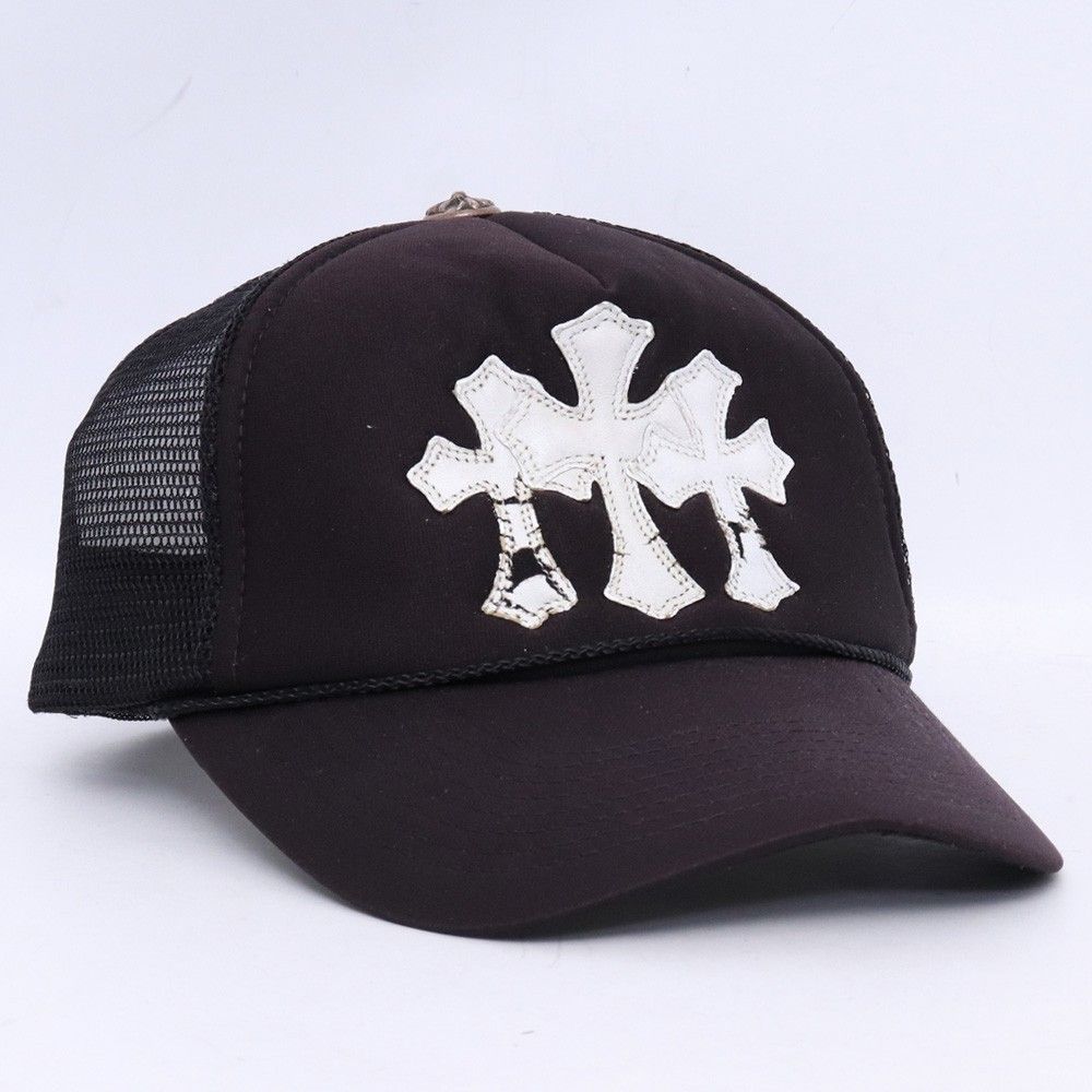 CHROME HEARTS オールド セメタリークロスパッチ トラッカーキャップ