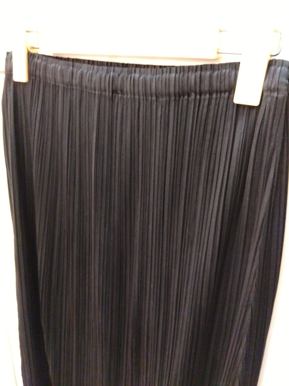 ま*ん様 プリーツプリーズ　黒 ロングスカート M17 プリーツプリーズ PLEATS PLEASE イッセイ ミヤケ ロングスカート