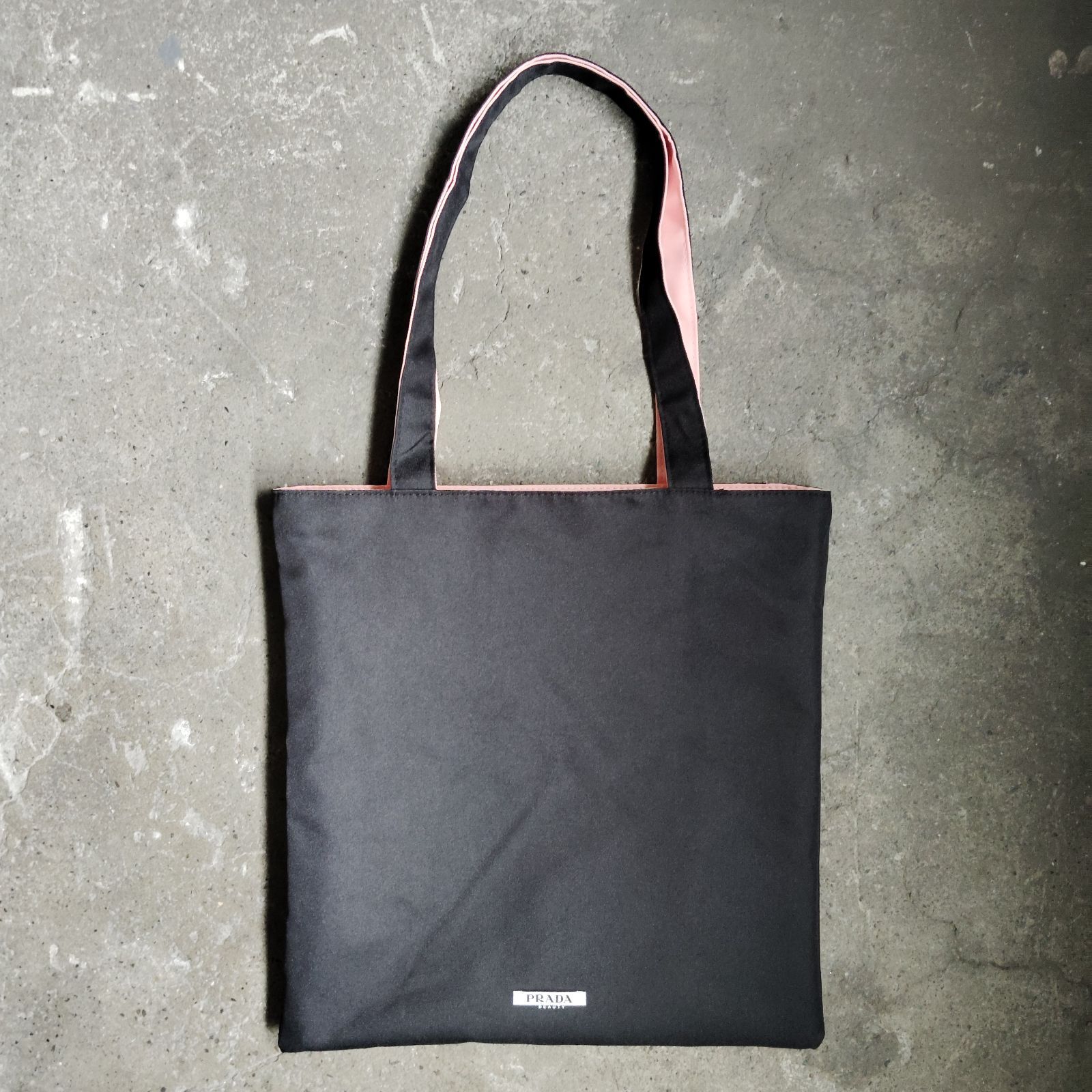 PRADA BEUTY リバーシブル トートバッグ ノベルティ プラダ