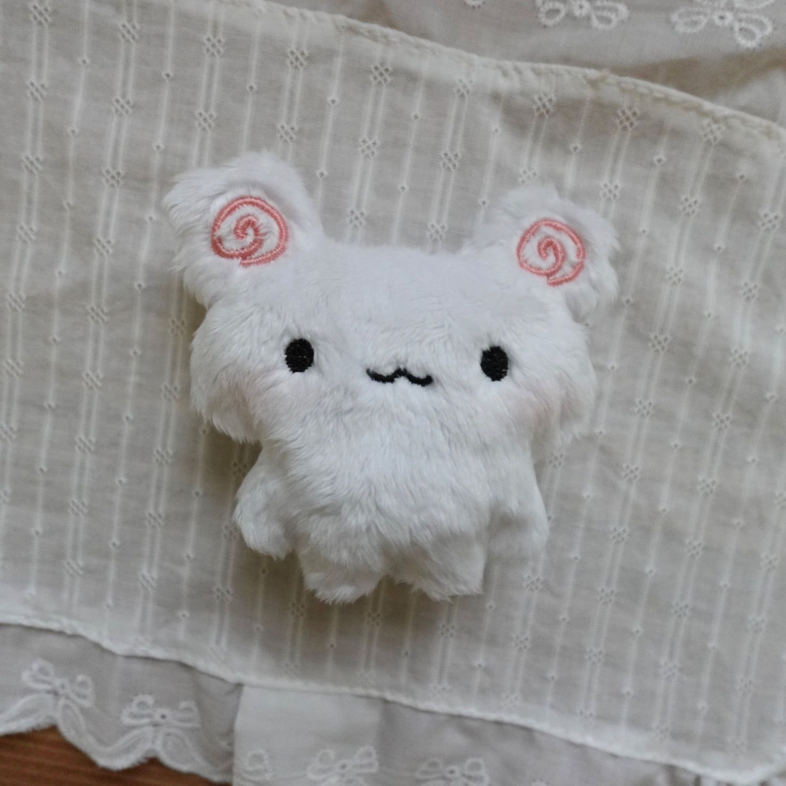 ぬいぐるみ ハンドメイド ふわもち生物 なると型擬態種 ピンク 自作