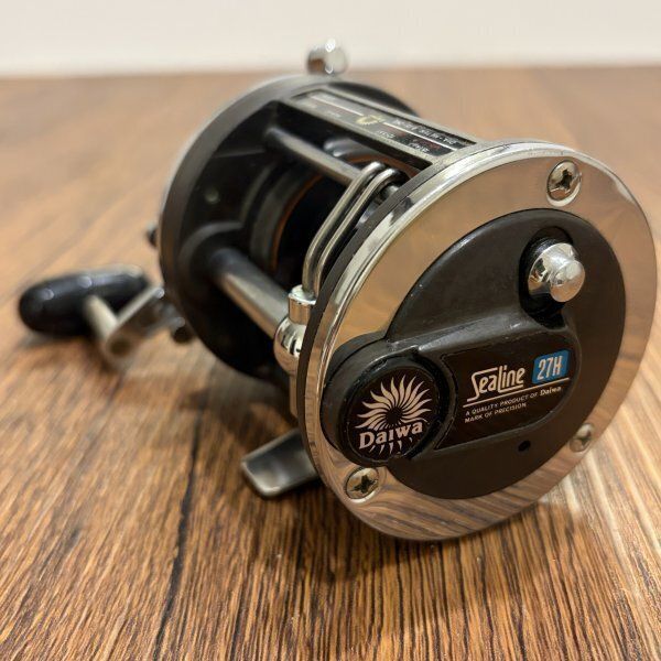DAIWA ダイワ Sealine シーライン 27H 両軸リール ベイト 船 海釣り