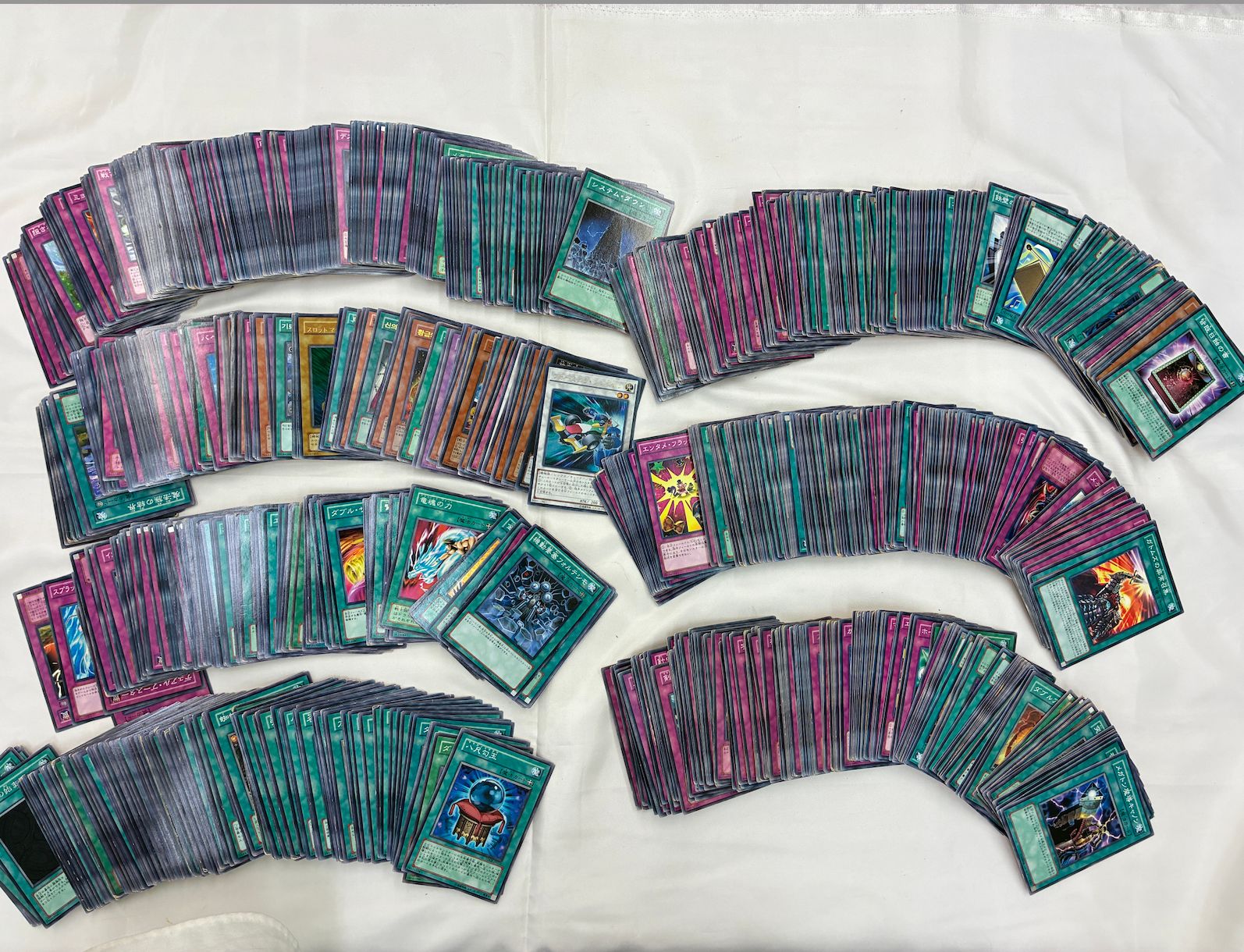 N 最終値下げ中【引退品・大容量】遊戯王 デュエルモンスターズ カード