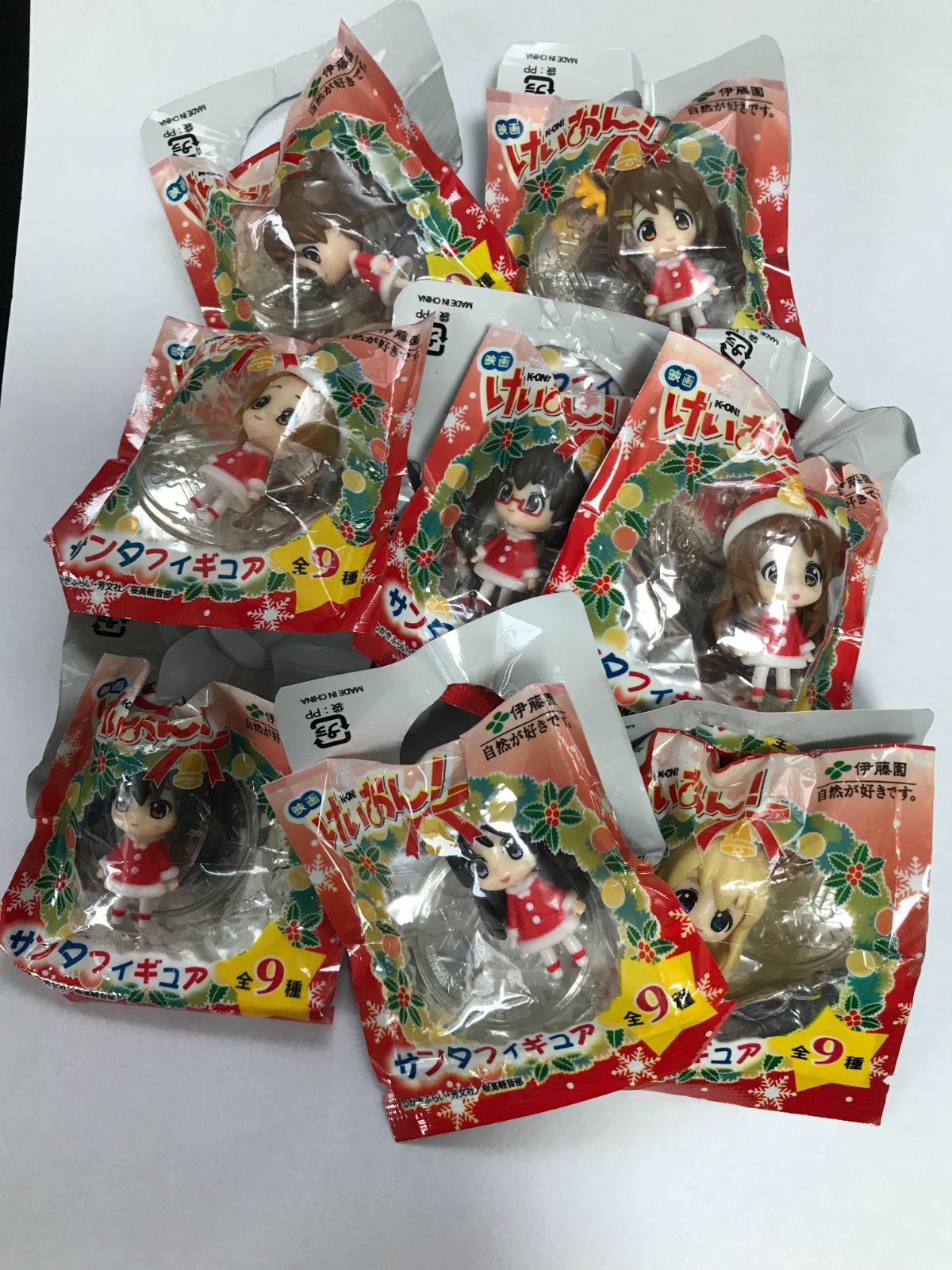 伊藤園の「映画けいおん！ サンタフィギュア（全9種）」 セミコンプ8種