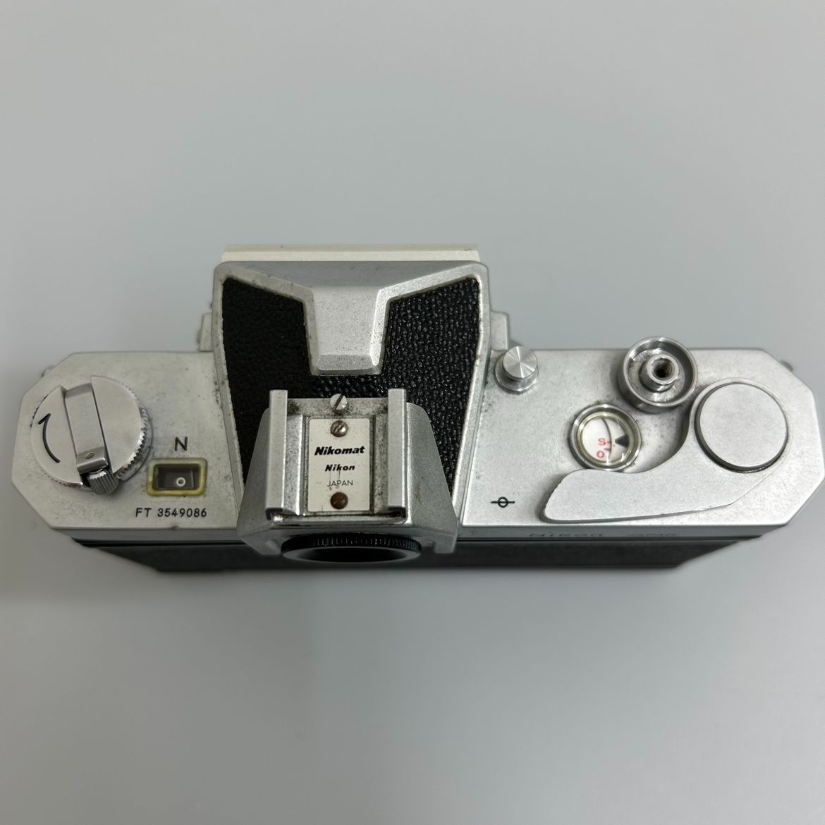 Nikon ニコン Nikomat FTN フィルムカメラ レンズ付き カバー付き