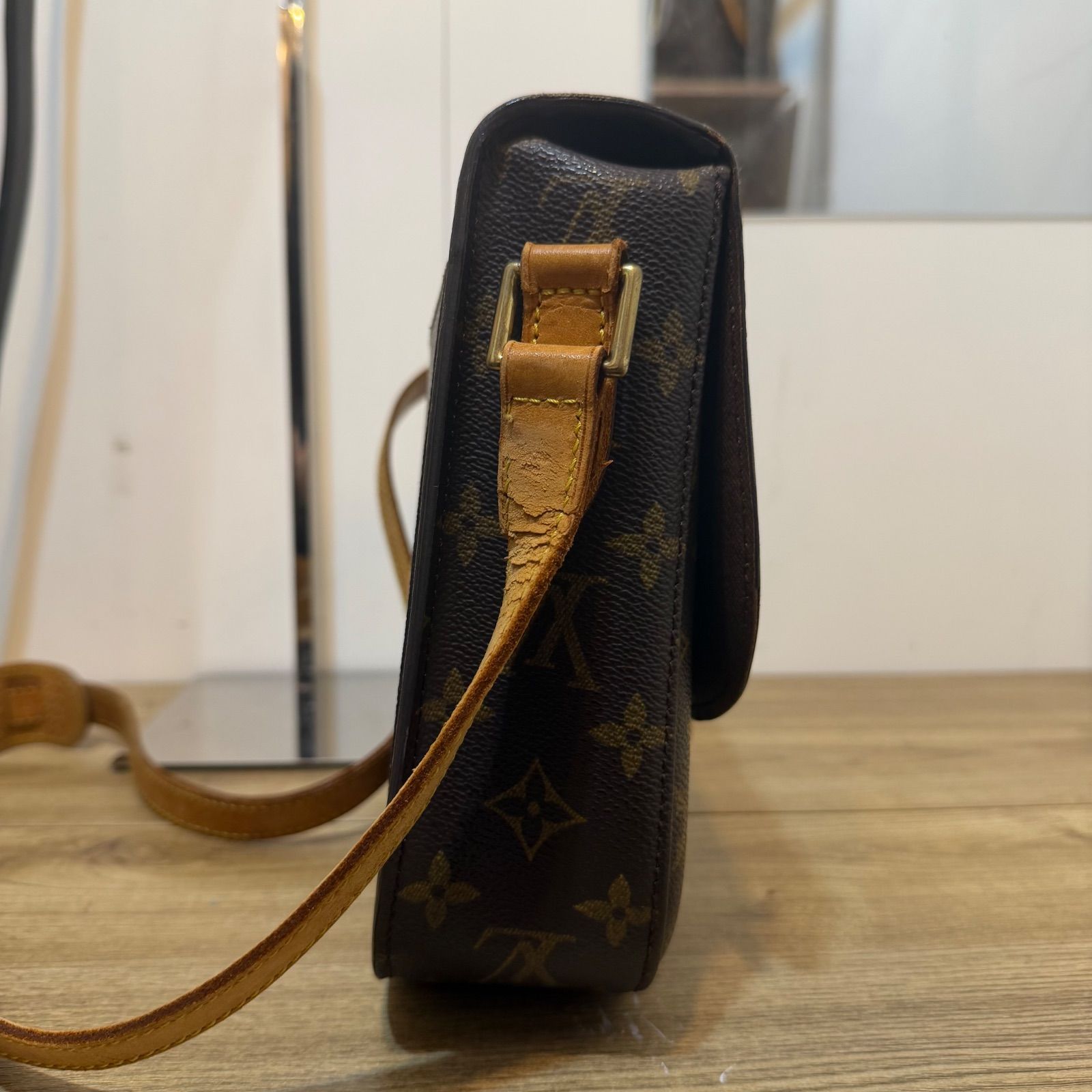 美品】LOUIS VUITTON ルイヴィトン モノグラム サンクルー ショルダー
