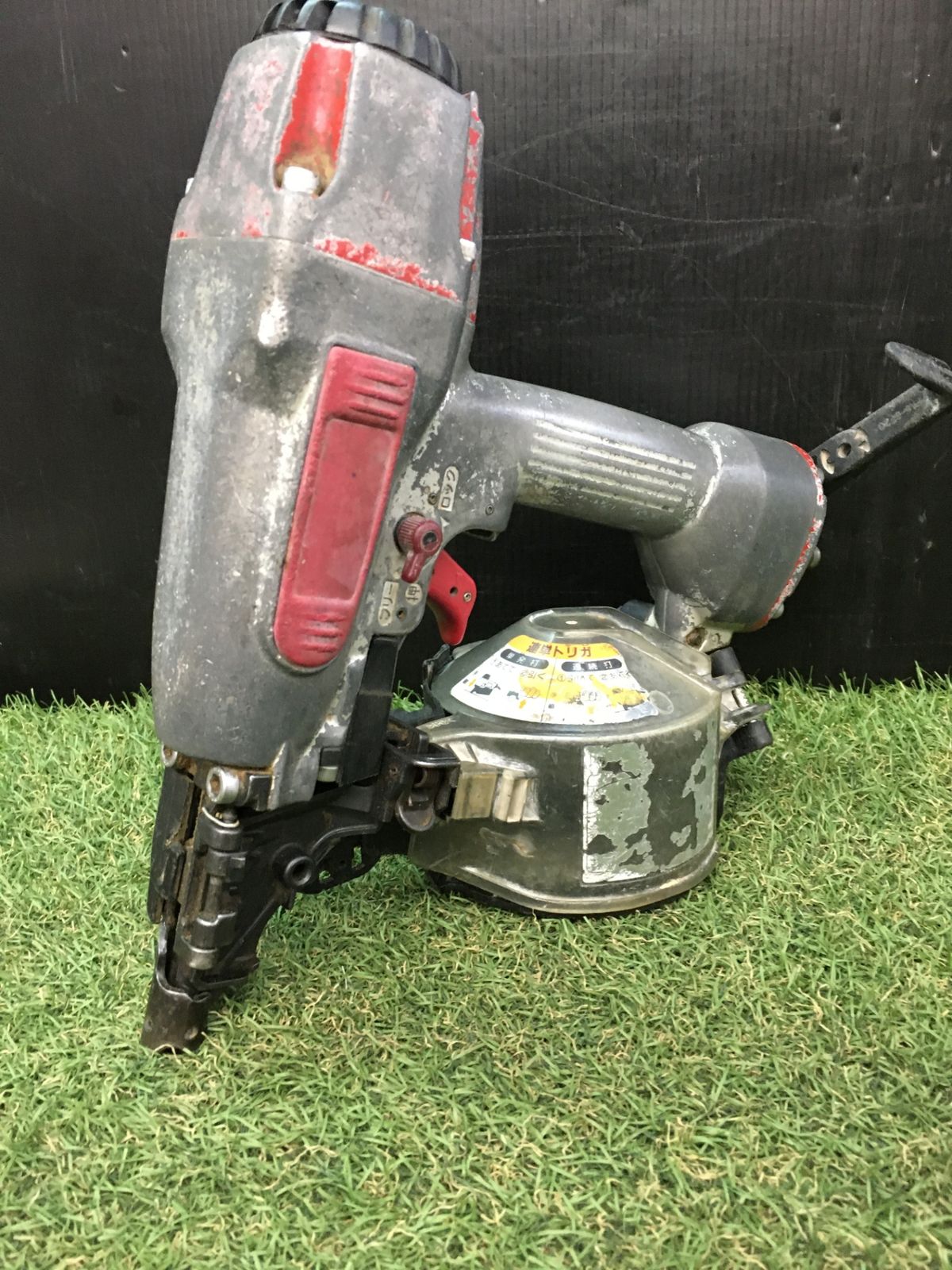 【中古品】【0906】エアー釘打ち機　ITURN7098HPF