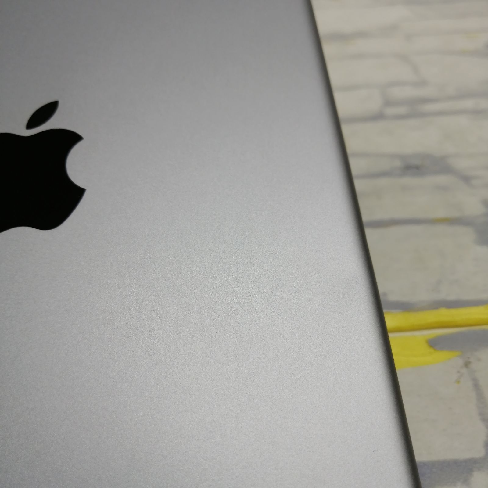 動作品】Apple タブレット iPad mini 4 128GB シルバー mk9n2j/a M2445