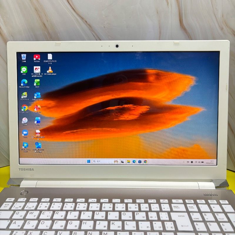Core i7 SSD256GB dynabook Win11 Office付 - メルカリ