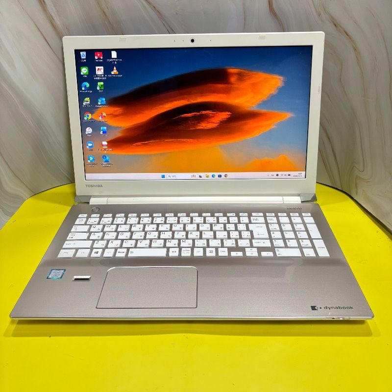 Core i7 SSD256GB dynabook Win11 Office付 - メルカリ
