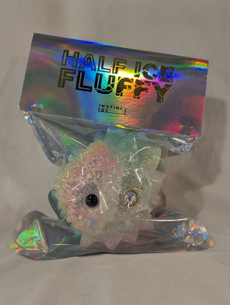 Half ICE Fluffy Rainbow INSTINCTOY ソフビ Half ICE Fluffy Rainbow INSTINCTOY ソフビ 【公式通販】