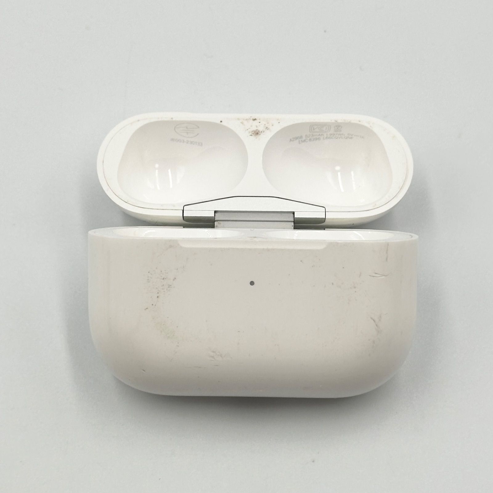 Apple AirPods Pro 第2世代 充電ケースのみ A2968 正規品 type-C 【24
