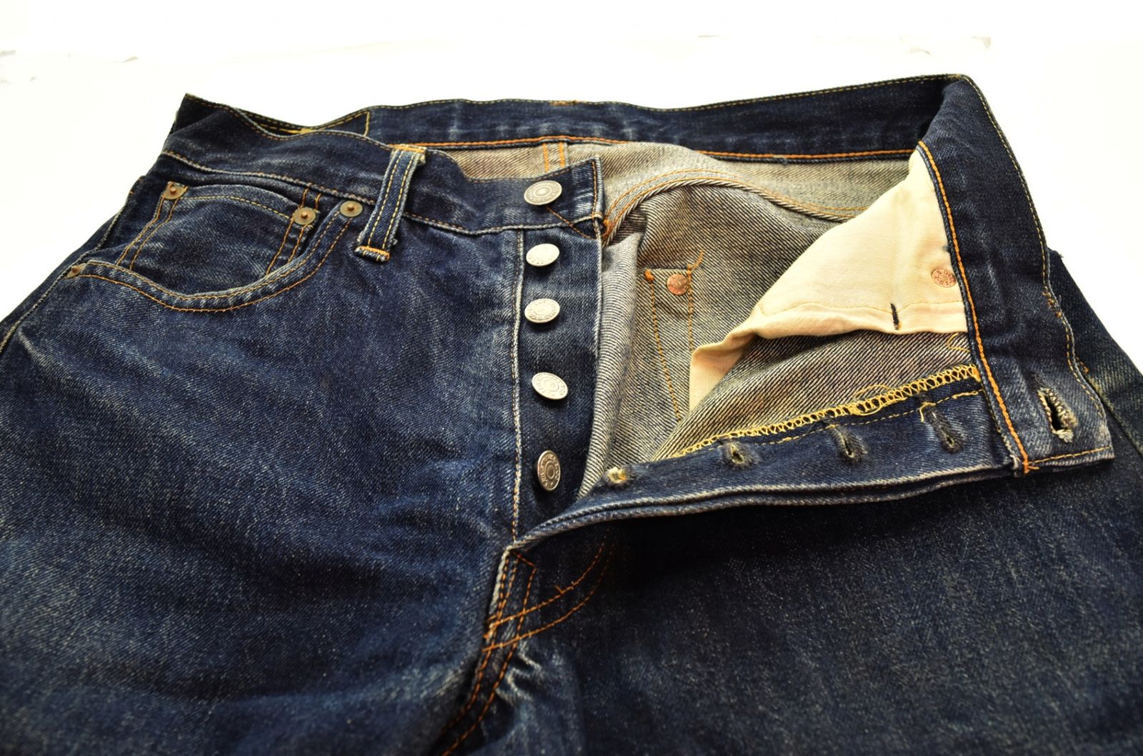 リーバイス Levi's 90s 501 XX バレンシア 工場 ビッグ E ボタン裏 555