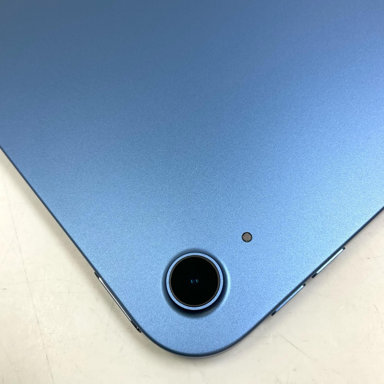 iPad A16 11インチ 128GB ブルー Wi-Fi 美品 - メルカリ