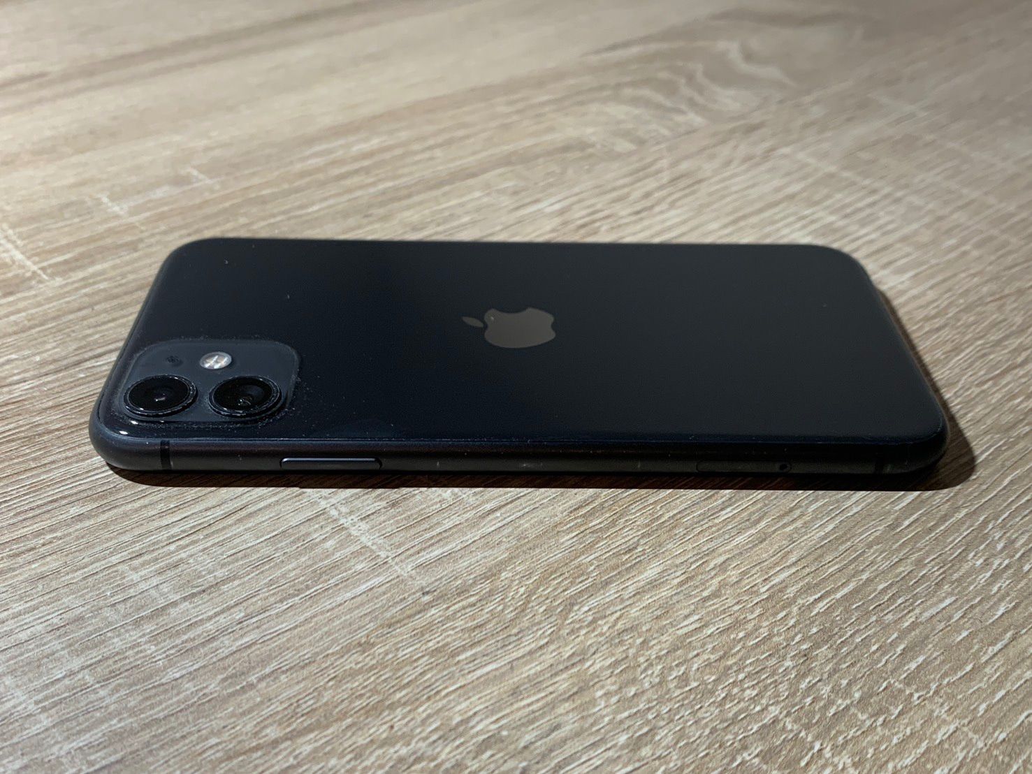 2137 iPhone 11 128GB ブラック ジャンク品【コ】 - メルカリ