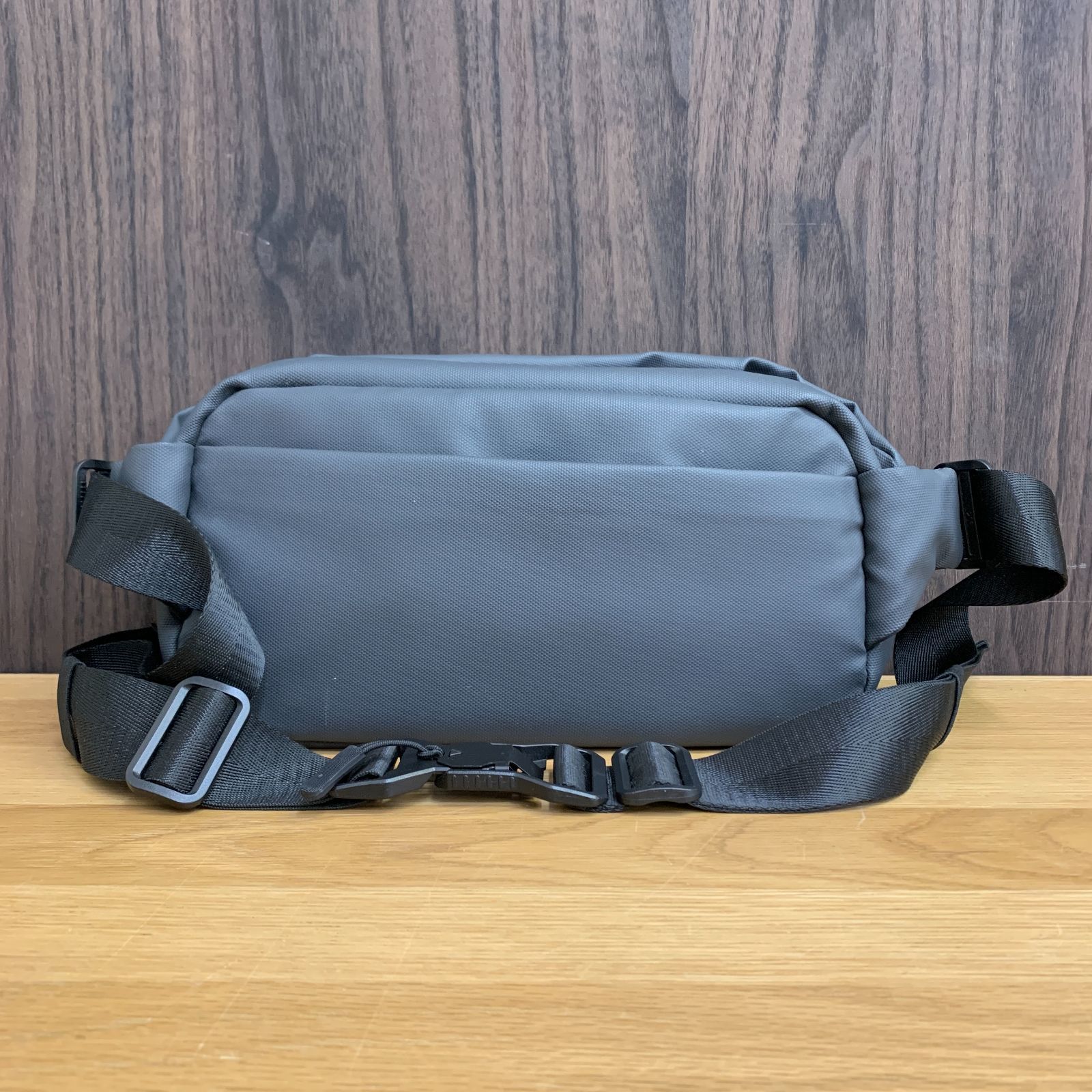 極美品】NIG QUICK PACK TRASPO 9 防水アクティブバッグ グレー 6＋5多