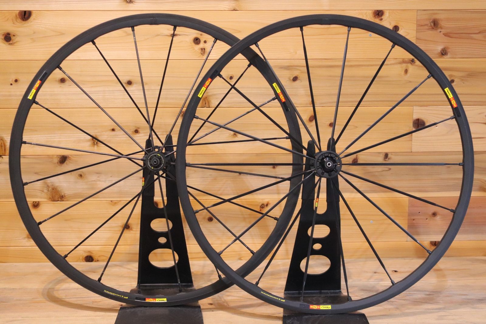 マヴィック MAVIC キシリウム エグザリット KSYRIUM SLR EXALITH