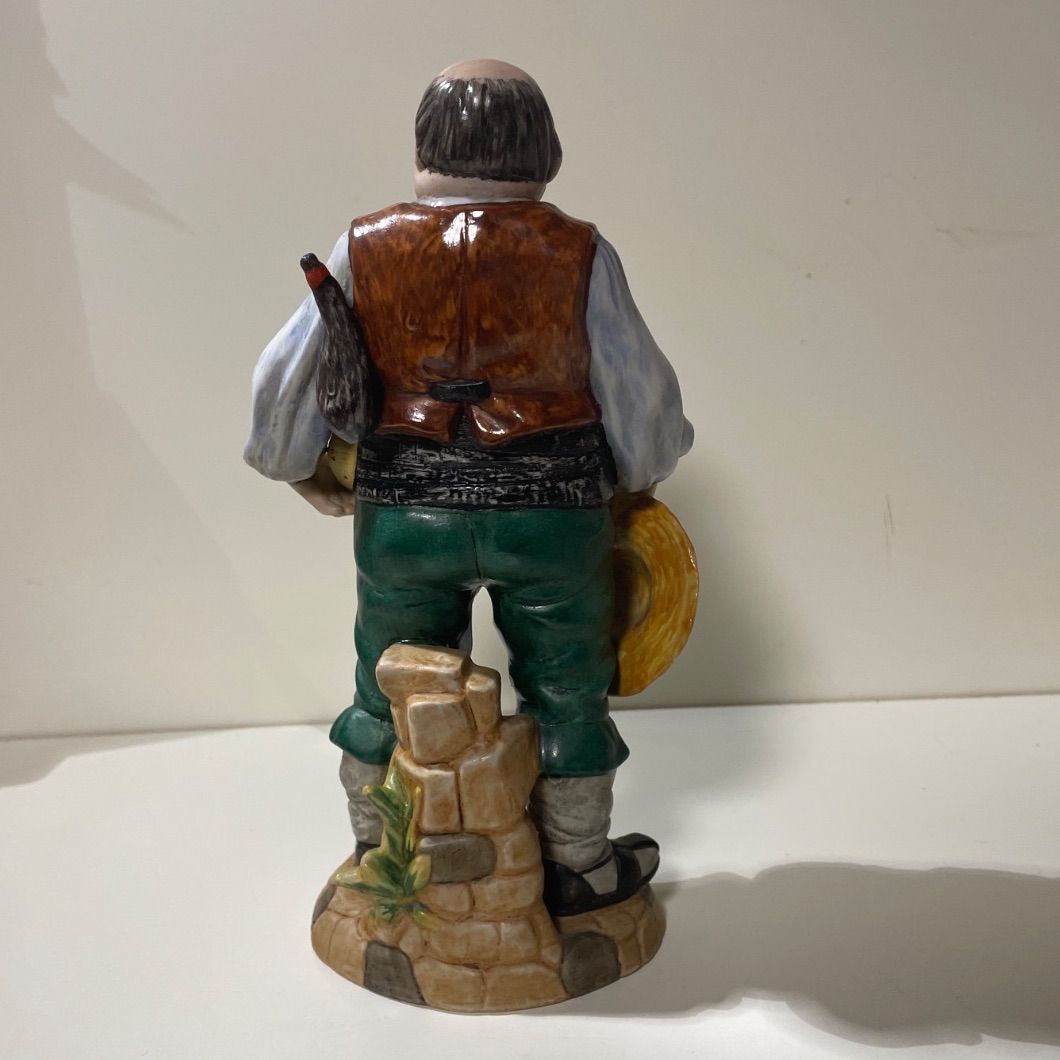 中古/陶器人形】スペイン SUREDA 農夫 陶器人形 - メルカリ