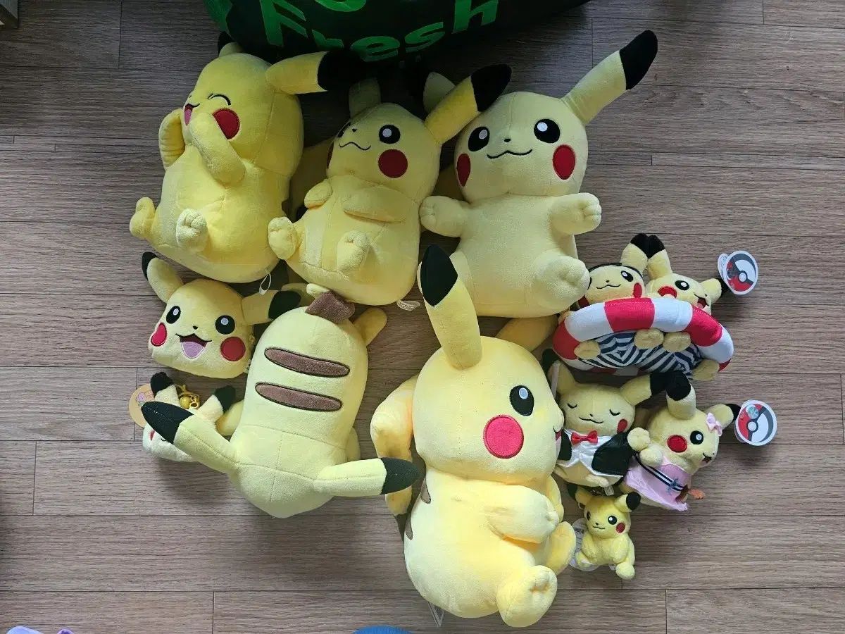 ポケモンセンター10周年 ピカチュウ ぬいぐるみ - ぬいぐるみ卸売り