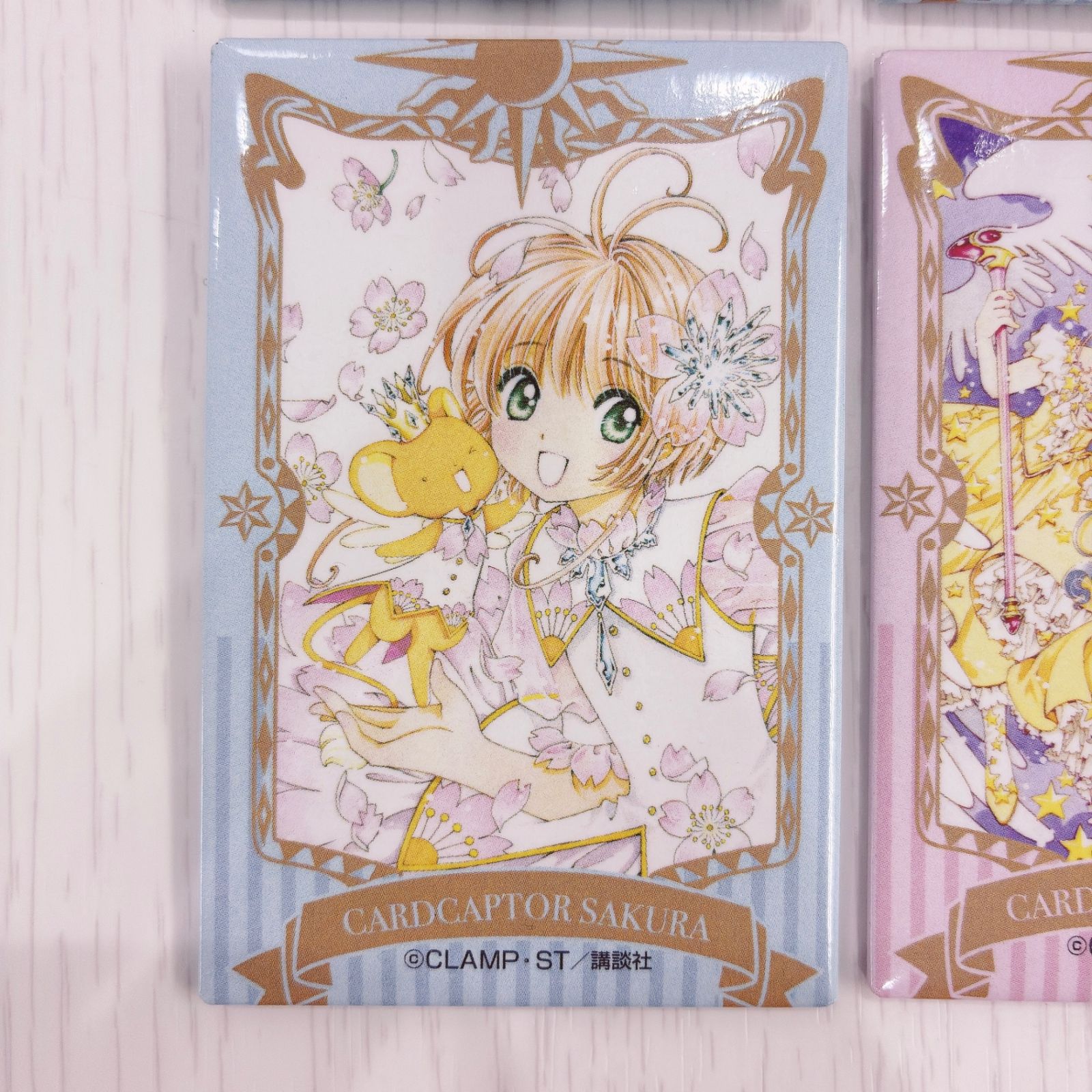6種セット カードキャプターさくら展 スクエア缶バッジ - メルカリ