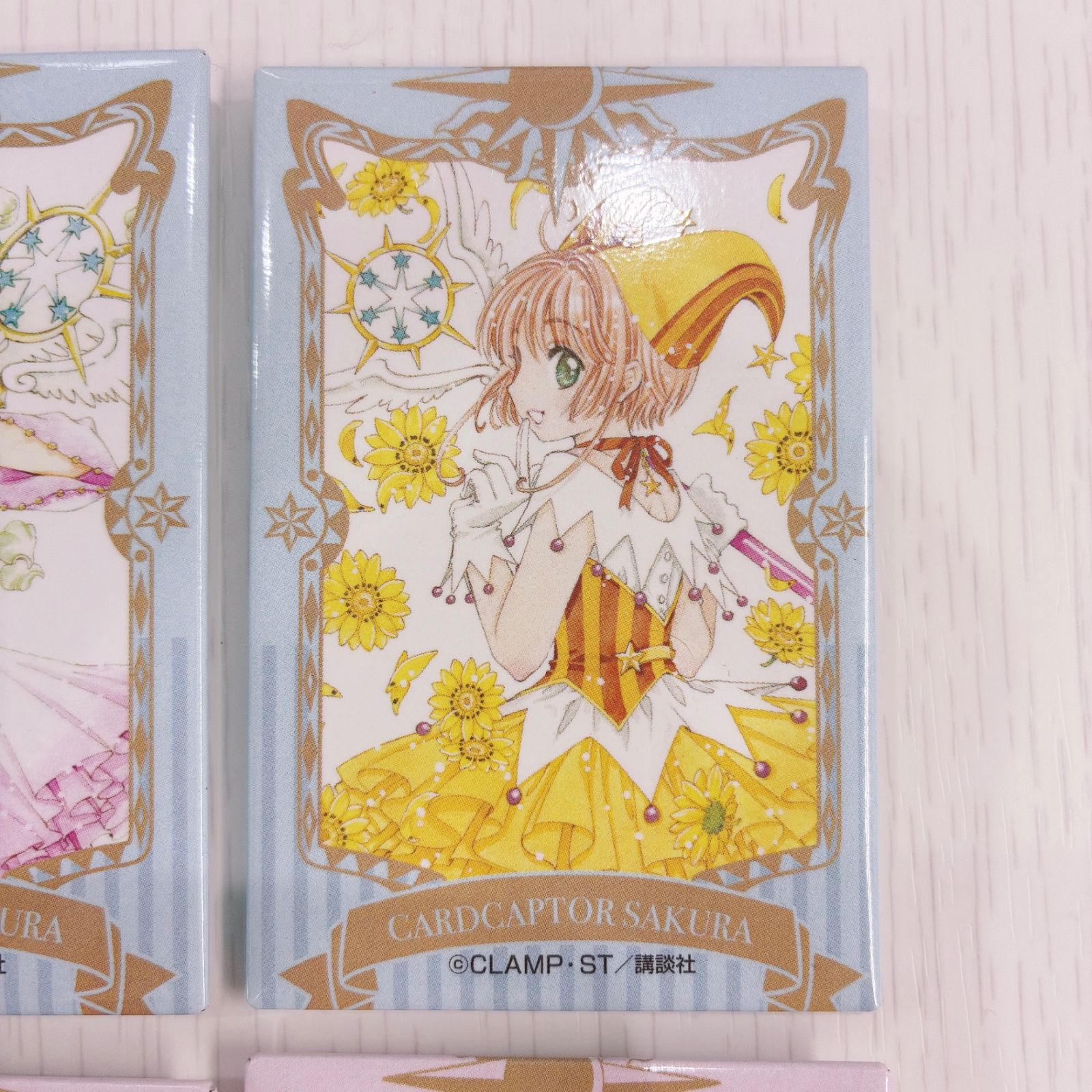 6種セット カードキャプターさくら展 スクエア缶バッジ - メルカリ