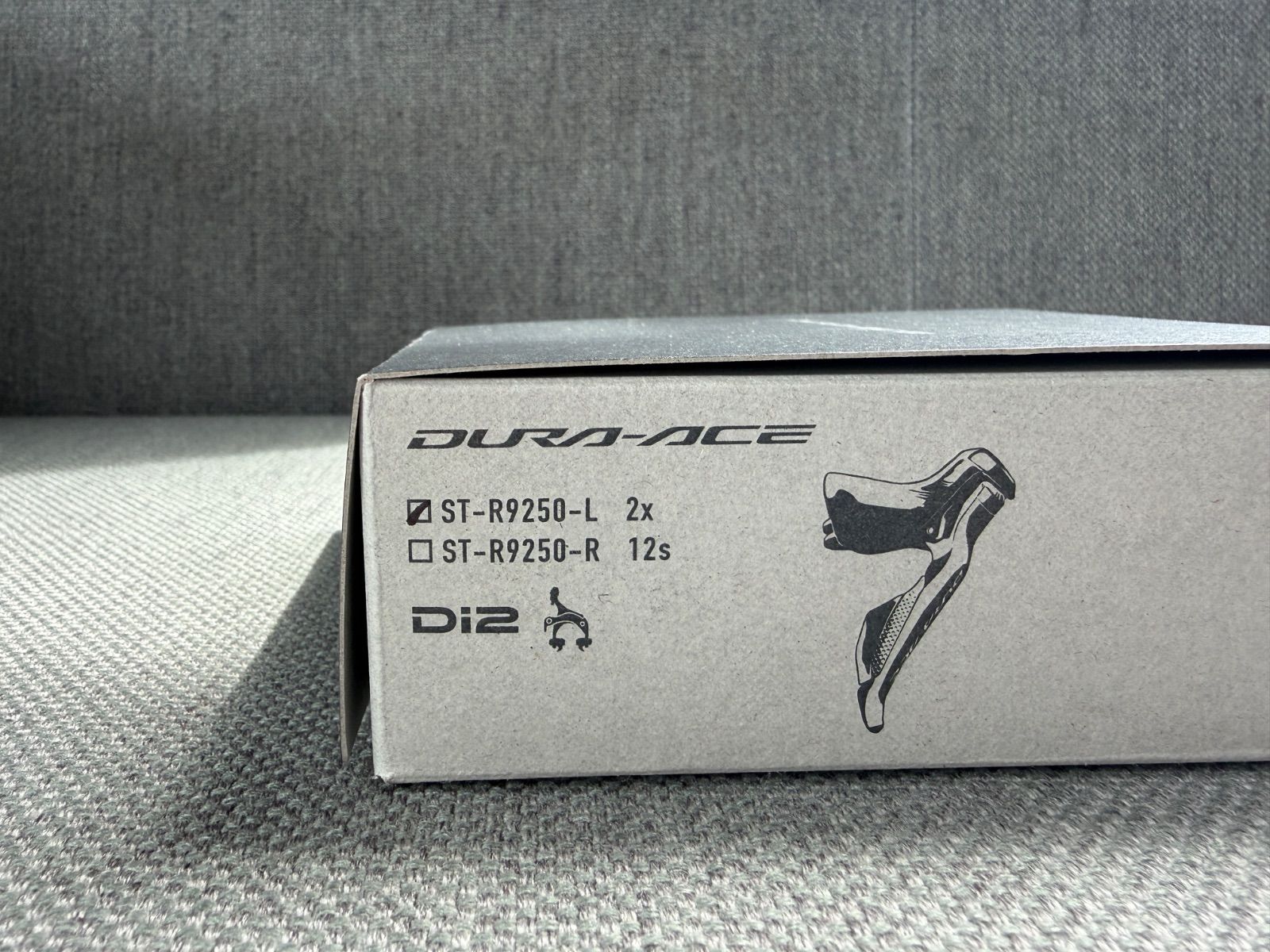 新品未使用】シマノ ST-R9250-L DURA-ACE 左のみ リムブレーキ Di2