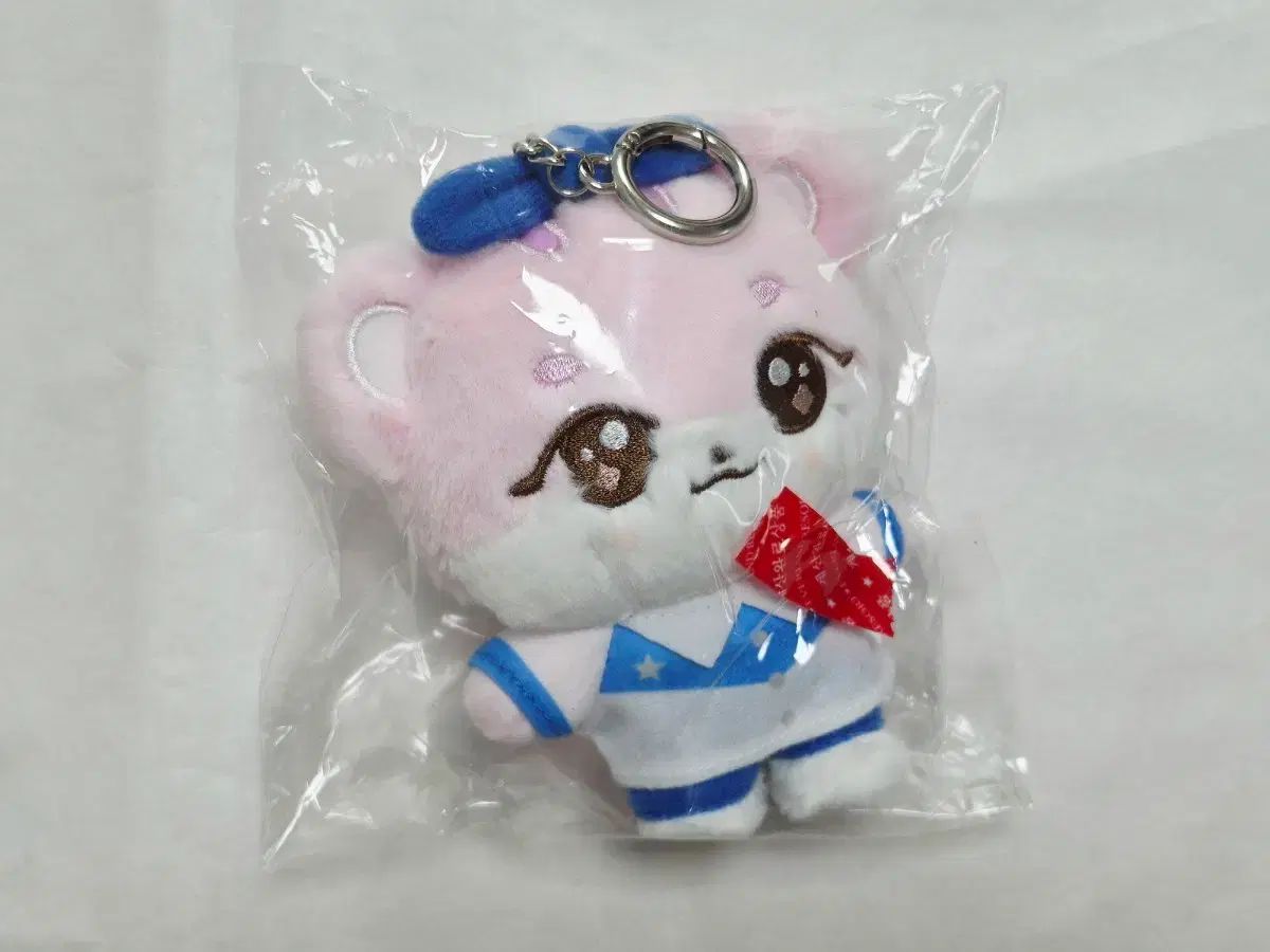IVE EVERLAND MINIVE キャスト PLUSH キーホルダー ERANG-E