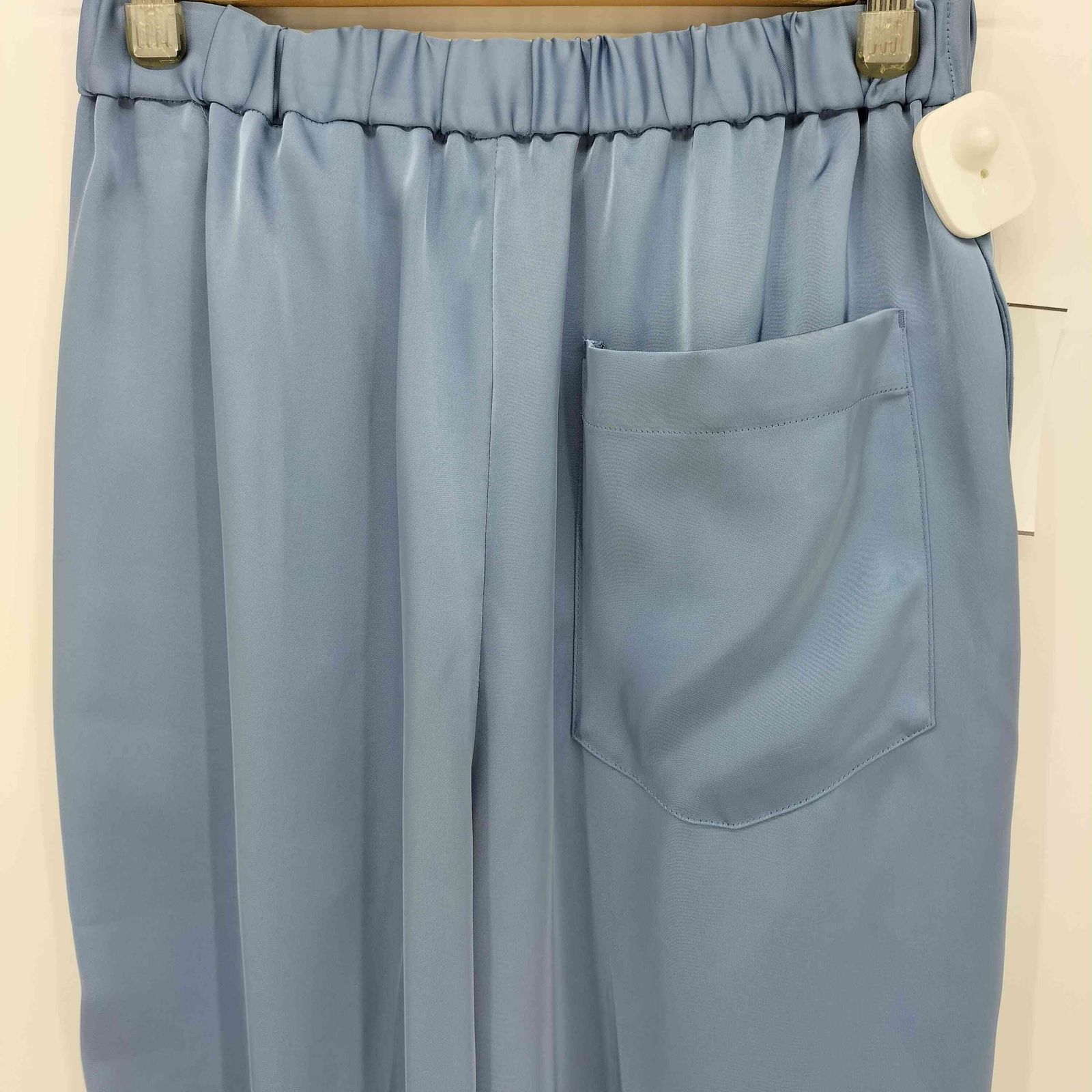 スローブイエナ SLOBE IENA 24AW サテンタックイージーパンツ