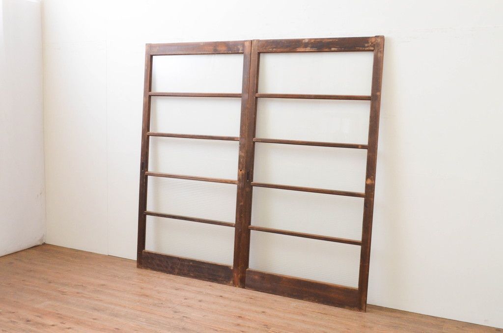 ▼現状販売▼ ガラス戸2枚セット ヴィンテージ建具 昭和中期 レトロ モールガラス入り 4～7営業日前後で発送(※修理加工希望の方3ヶ月程で発送) R-067351