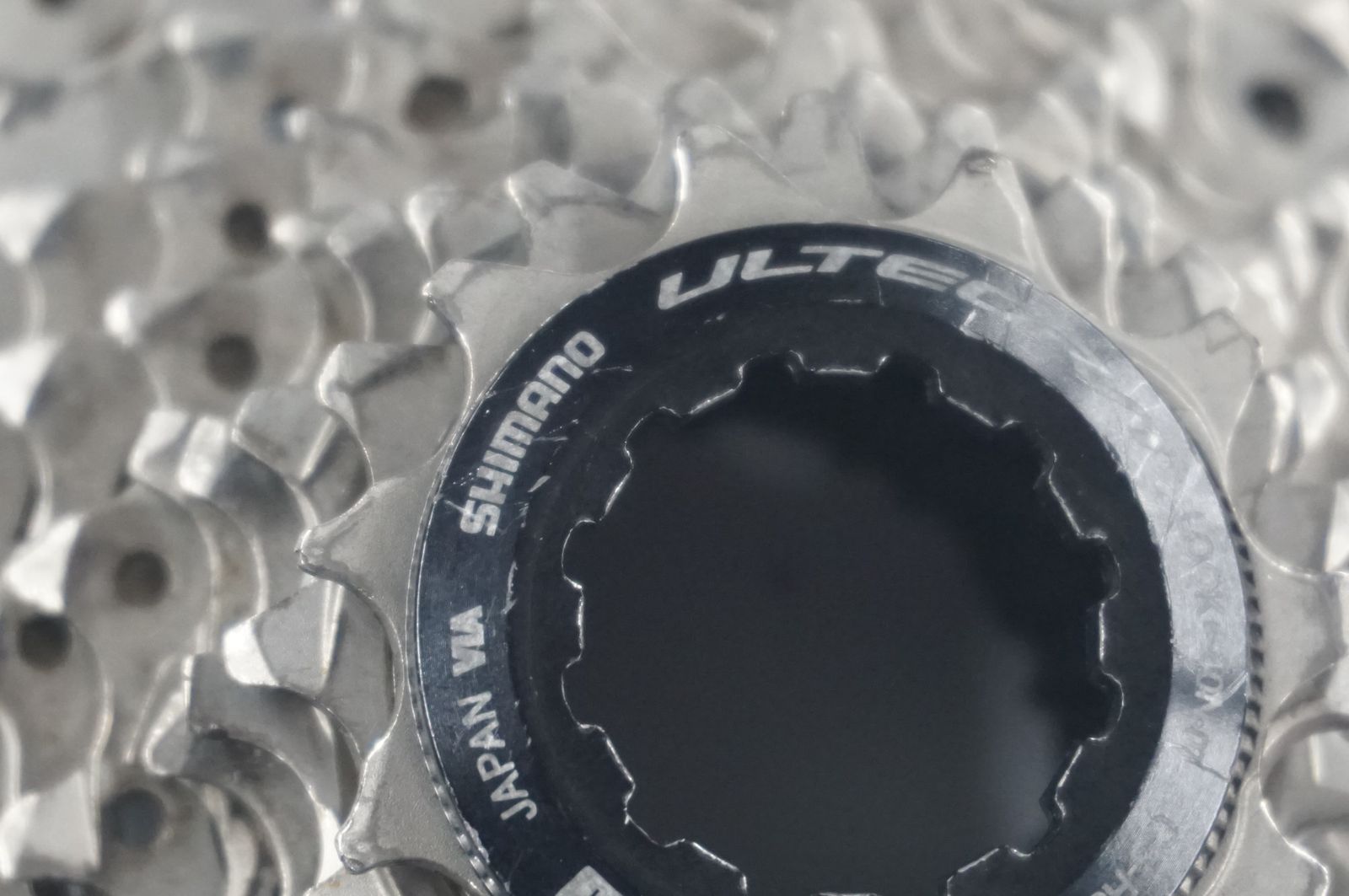 SHIMANO 「シマノ」 ULTEGRA CS-R8101 11-34T スプロケット