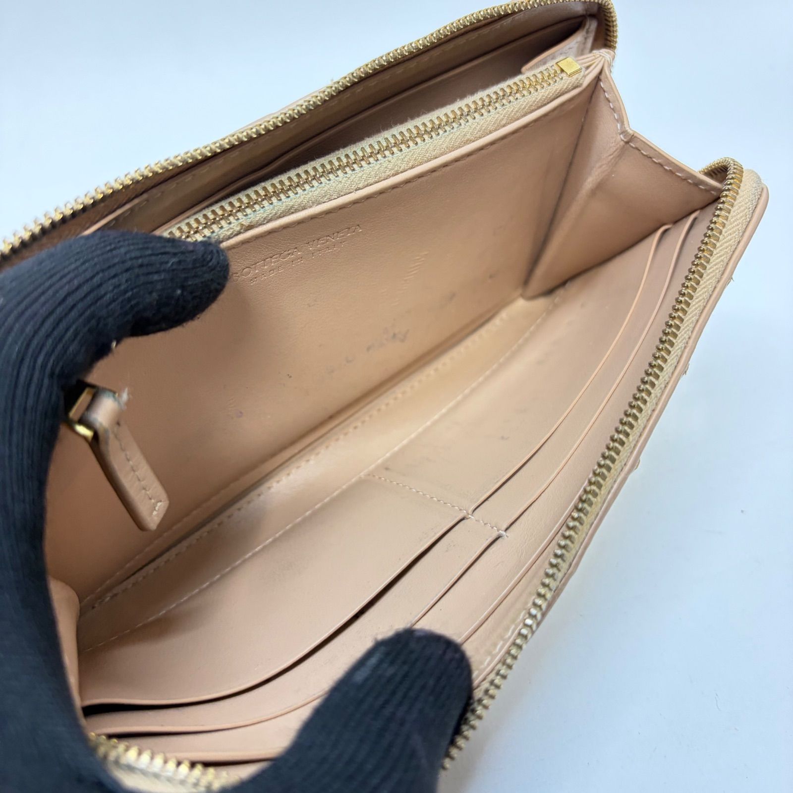 4894 BOTTEGA VENETA ボッテガヴェネタ 長財布 マキシイントレチャート