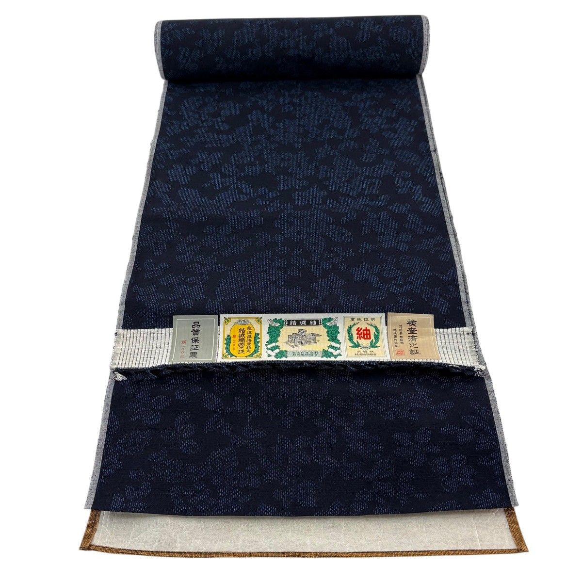 反物 秀品 結城紬 証紙有 草花 濃紺 正絹 【中古】 - メルカリ