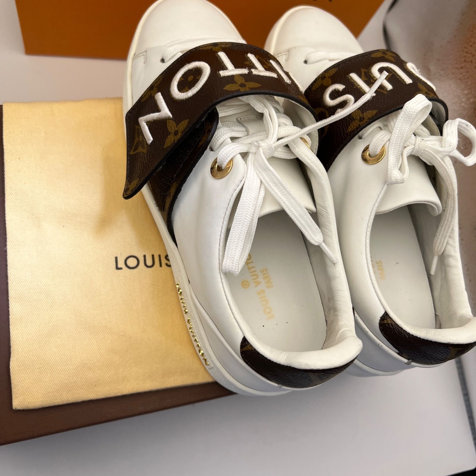 ルイヴィトン VUITTON フロントローライン　スニーカー モノグラム 36 LOUIS VUITTON ルイヴィトン フロントロー・ライン スニーカー