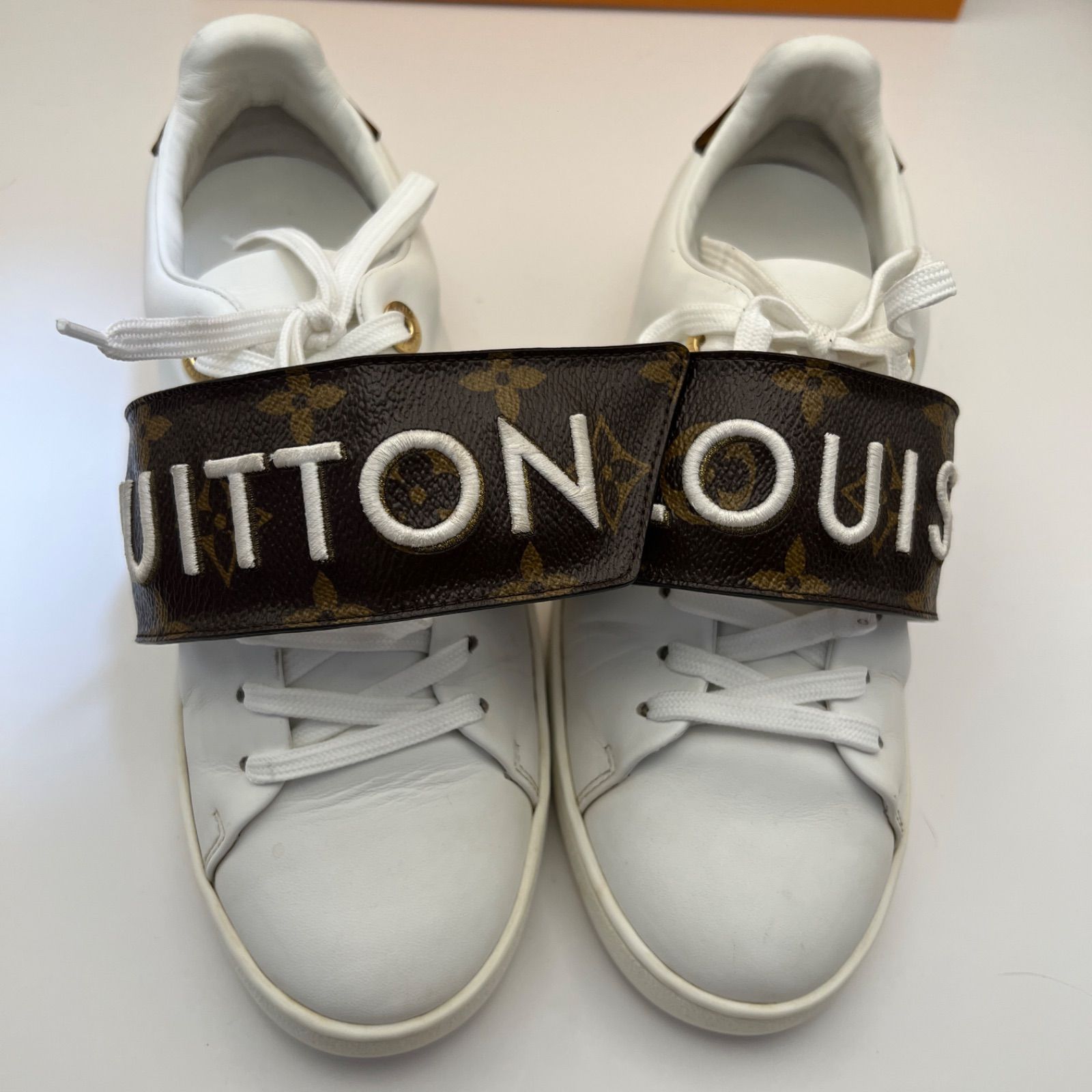 LOUIS VUITTON ルイヴィトン フロントロー・ライン スニーカー