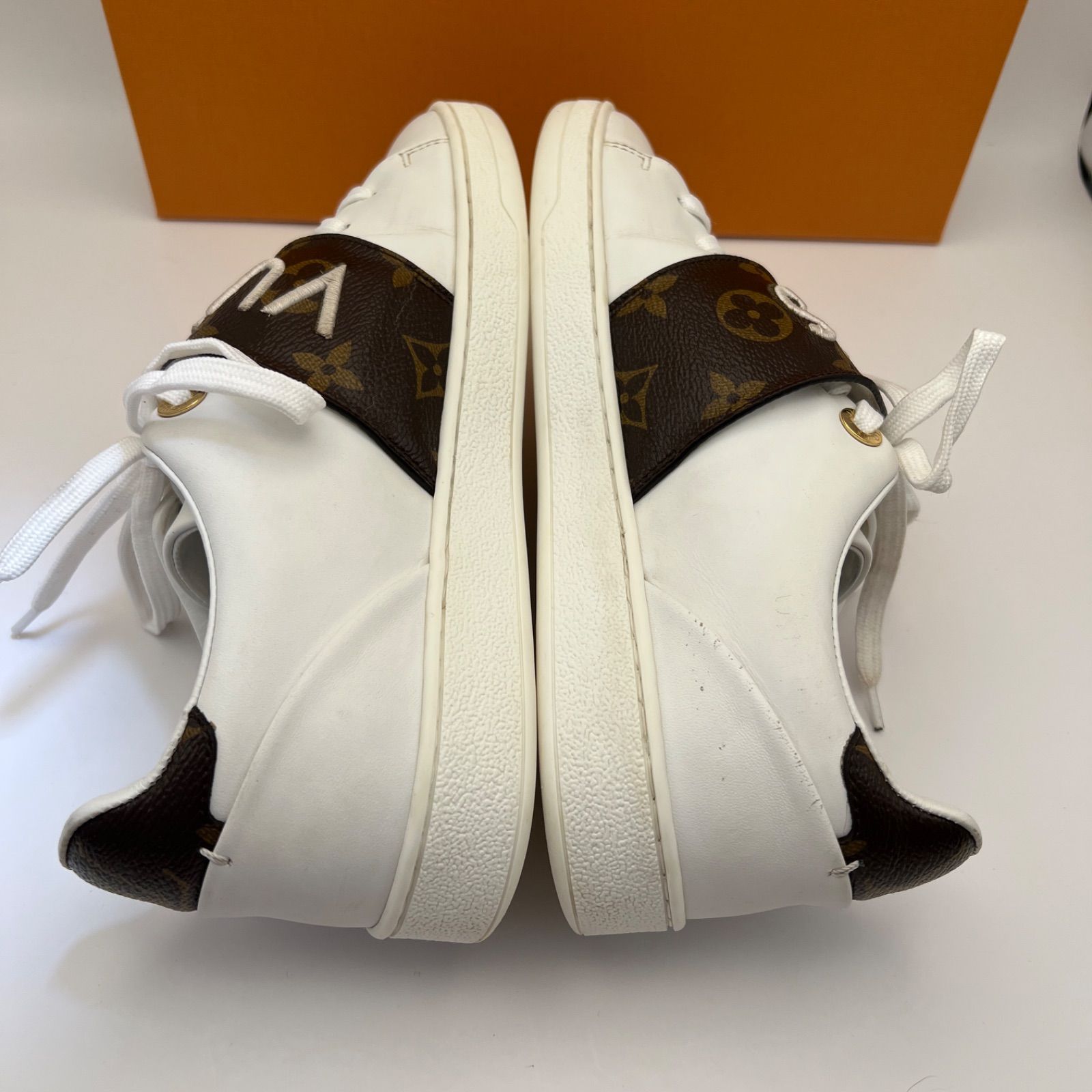 LOUIS VUITTON ルイヴィトン フロントロー・ライン スニーカー