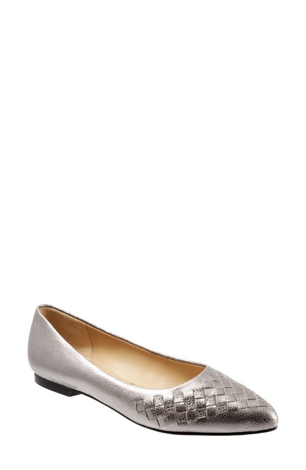 トロッターズ レディース シューズ パンプス Tシャツ Trotters Estee Woven Flat Silver Leather シルバー