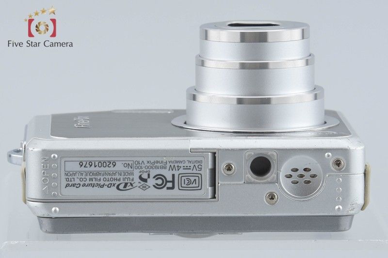 中古】FUJIFILM 富士フイルム FinePix V10 ガンメタリック コンパクト