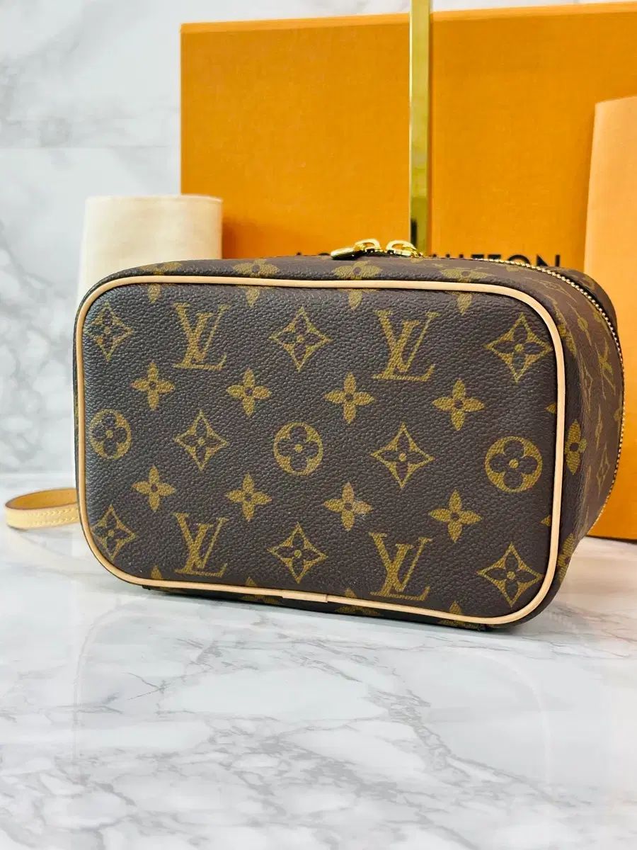 OS フルセット NFCモデル Louis Vuitton ルイヴィトン ニスミ二