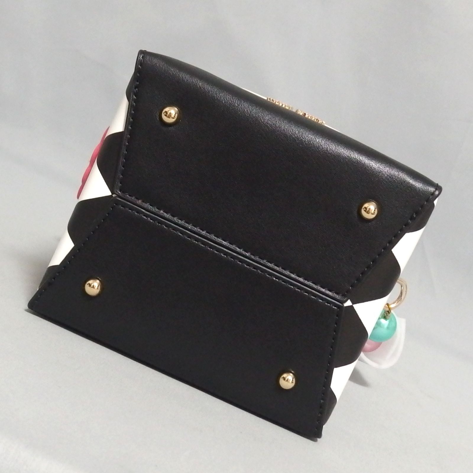 未使用☆MARY QUANT×Alice in the Wonderland 2Way ショルダー 