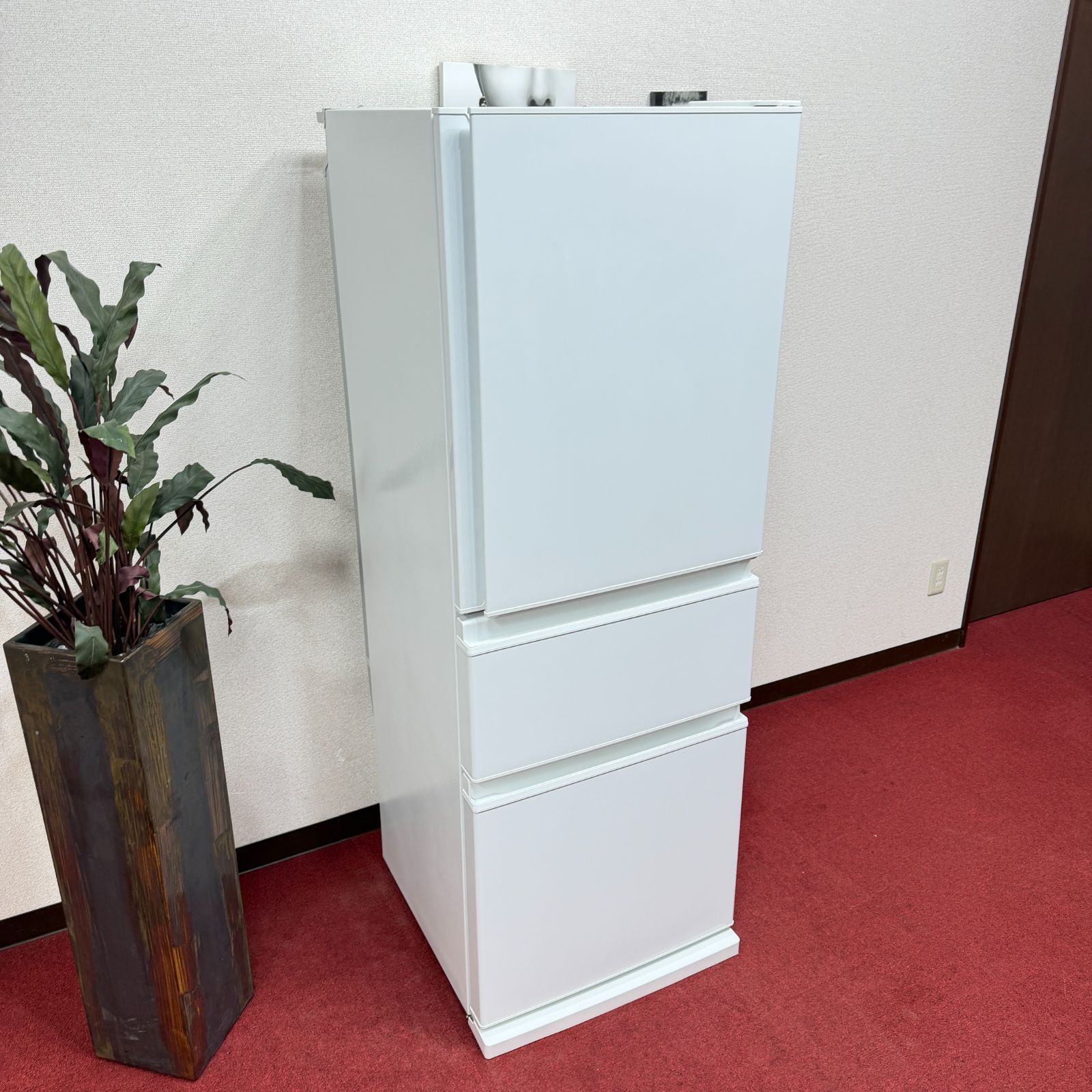 東京23区送料無料 超美品2024年製三菱3ドア冷蔵庫 製氷機有 分解洗浄 