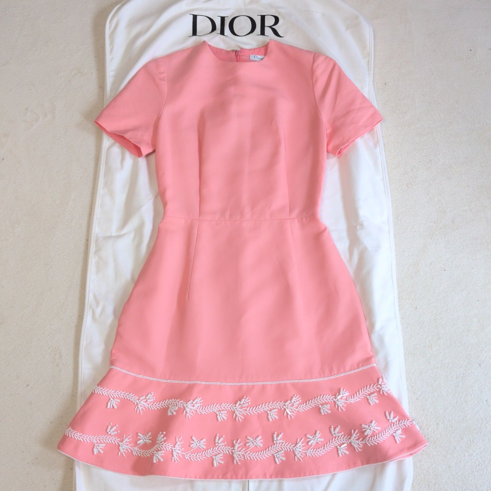 クリスチャン・ディオール 半袖ワンピース ピンク 人気✨Christian Dior クリスチャンディオール ビーズ装飾ワンピース