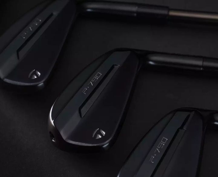 右用 2026 テーラーメイド P790 Shadowfall 7本 (#4-9,Pw) アイアン