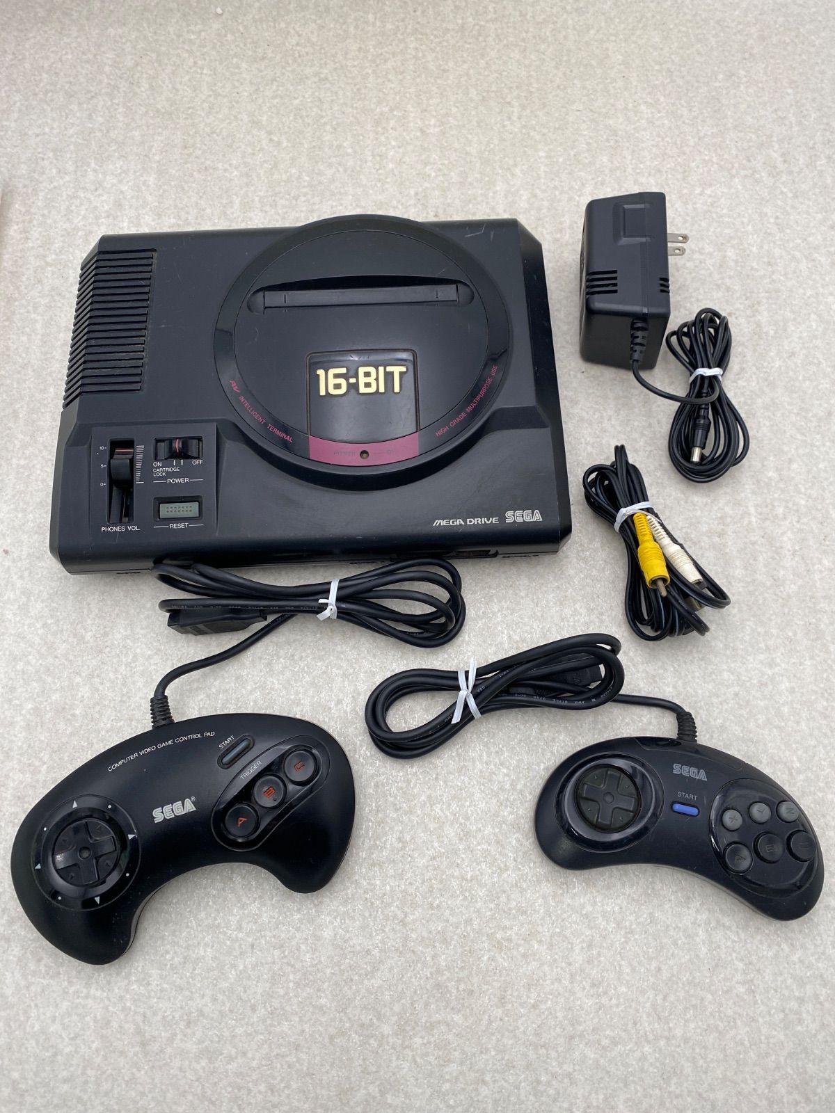 SEGA メガドライブ16-BIT 本体 コントローラー2点 ジャンク - メルカリ