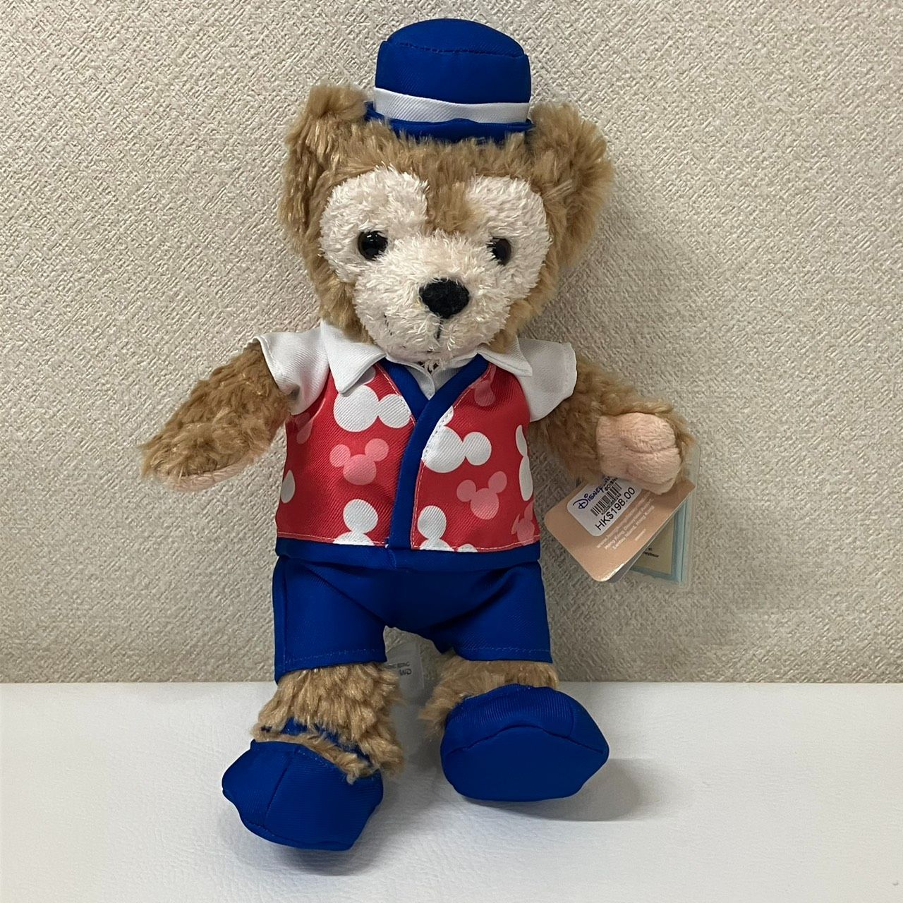 タン　ダッフィー　海外　外国　ぬいぐるみ　ディズニーワールド　マスコット 新品・タグ付き】ダッフィー ぬいぐるみ 香港ディズニー 海外