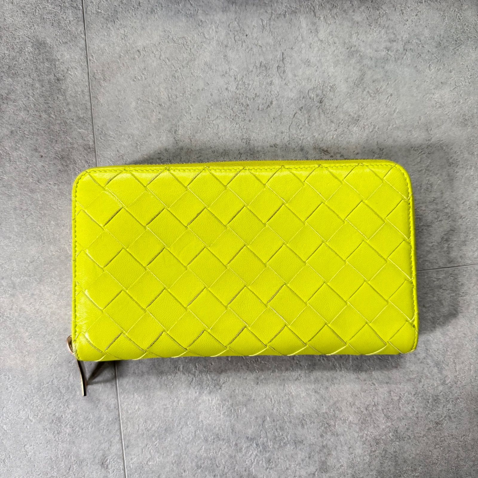 BOTTEGA VENETA ボッテガヴェネタ マキシイントレチャート ラウンド