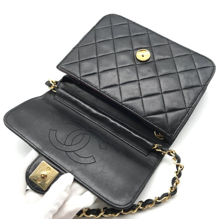 美品 CHANEL シャネル ココマーク ミニ マトラッセ ラムスキン