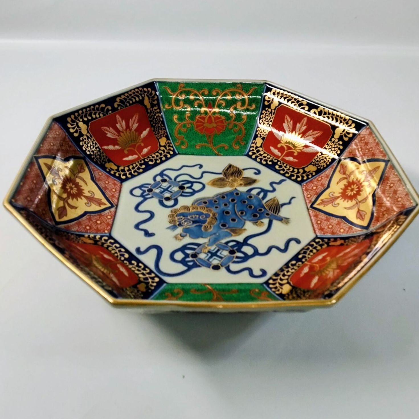林九郎作 有田焼 八角鉢 金彩 色絵 盛鉢 大鉢 和食器 約25cm 《NO